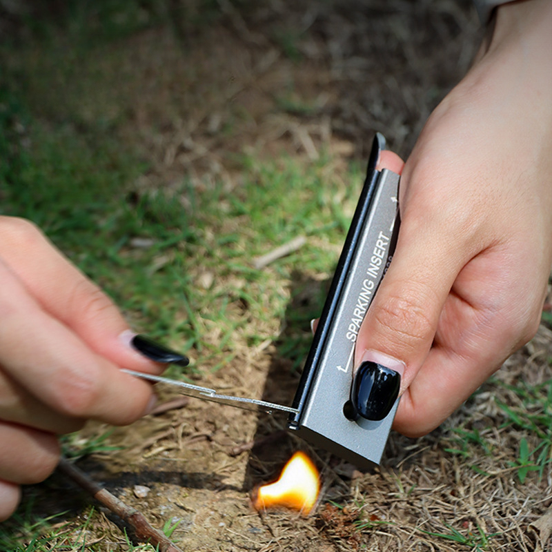 Magnesium Fire Starter - 防水マグネシウムフリント＆スティールスティック点火キット、簡単な着火のための必須キャンプ・アウトドアギア